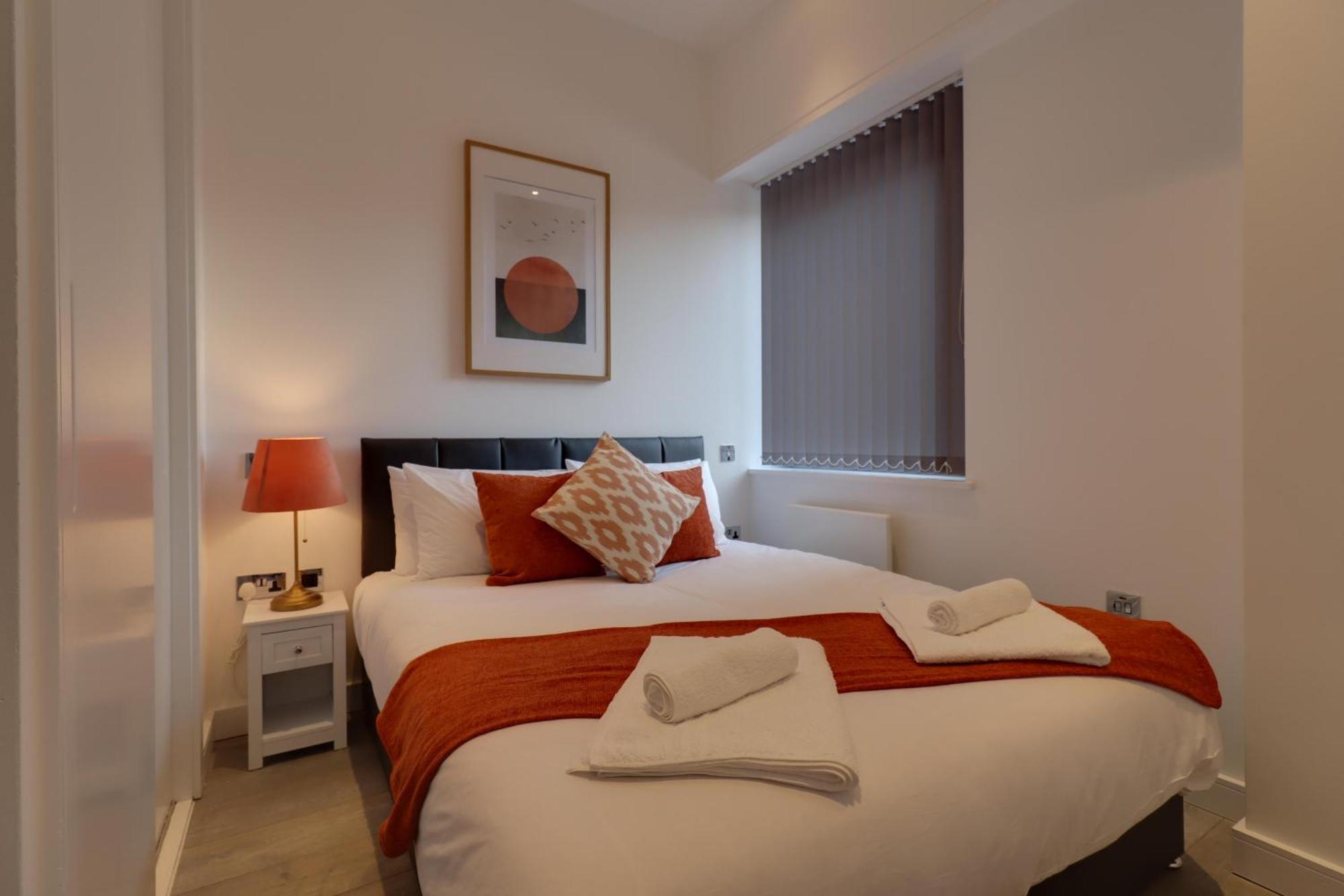 La Casa Suites Слау Экстерьер фото